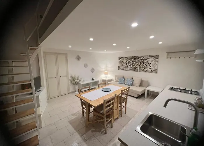 Centrale56 Tatil Evi Bisceglie